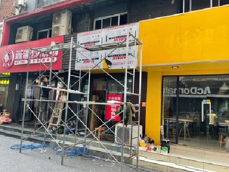 扶风制作广告招牌如何避免它发黄？